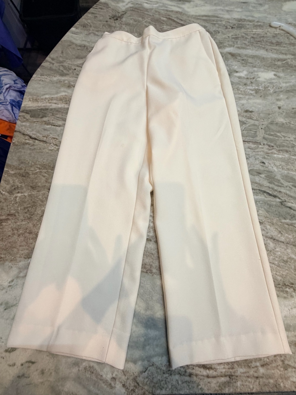 Alfred Dunner White Pull On Capri Pants Size 10 Stretch Waist Crop